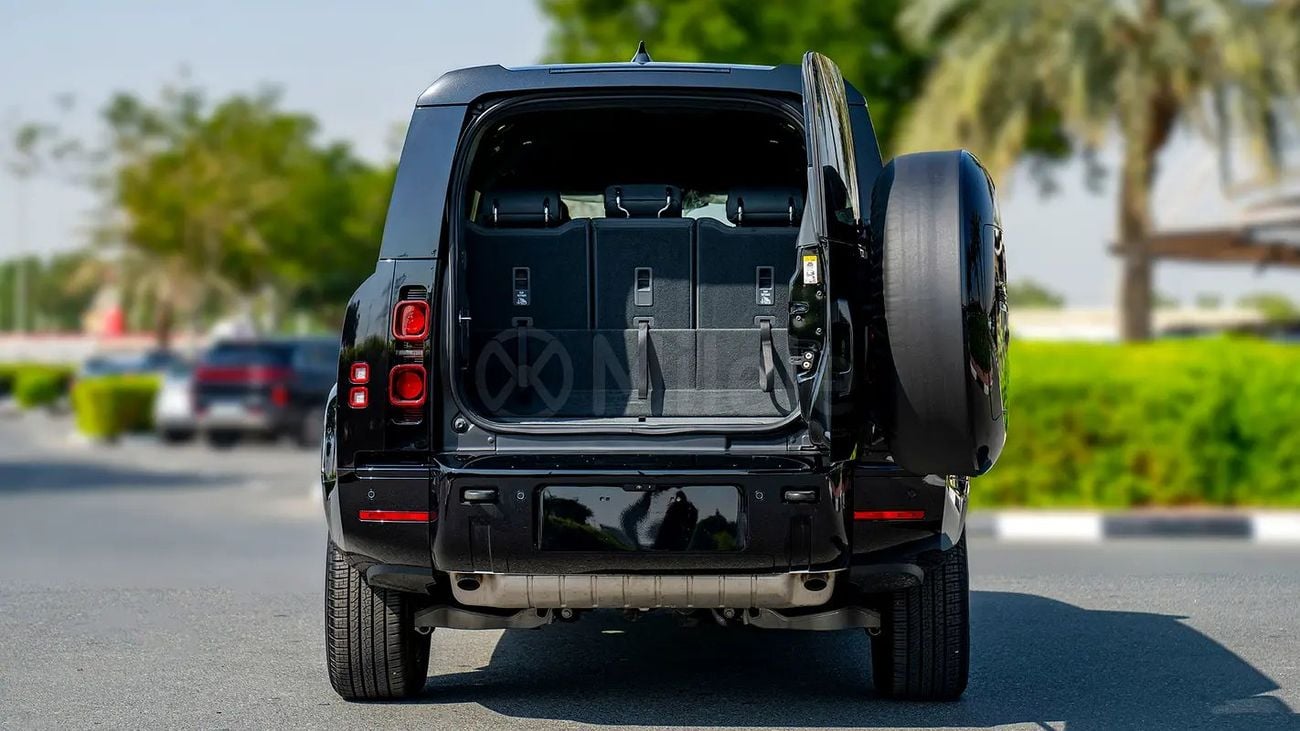 Land Rover Defender 130 | 2-YEAR WARRANTY + SERVICE AVAILABLE | IN-HOUSE FINANCING | 0% DOWNPAYMENT (BANK)