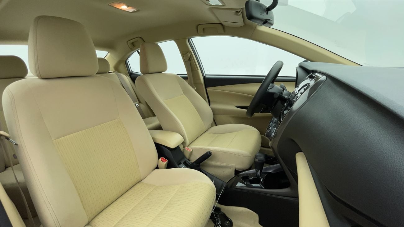 تويوتا يارس SE 1.5 | بدون دفعة مقدمة | اختبار قيادة مجاني للمنزل