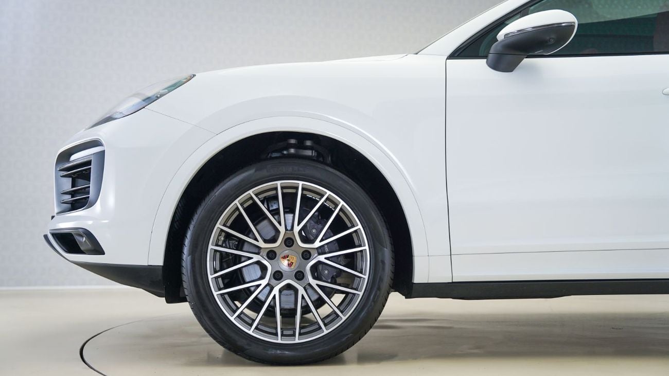 بورش كايان Std 3.0L (335 HP) | AED 4578 PM | Up to 3 Years Warranty Unlimited | GCC