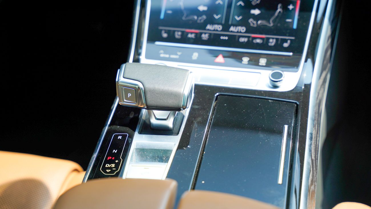 أودي A8 S-Line V6 twin turbo GCC خليجي No accident Full service history