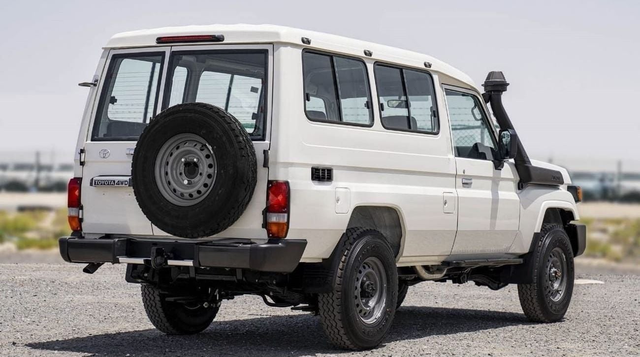 Toyota Land Cruiser 70 LC 78 HARDTOP 2.8L AT Land Cruiser Hard Top 3door 2.8L diesel AT full option MY2024