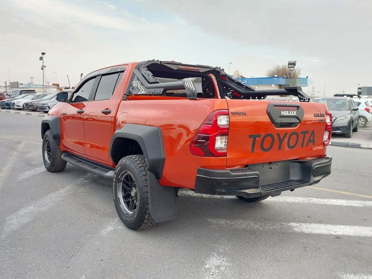 Toyota Hilux TOYOTA HILUX PICKUP RHD 2022 MODEL 2.8 L DIESEL AUTOMATIC(PM18048)