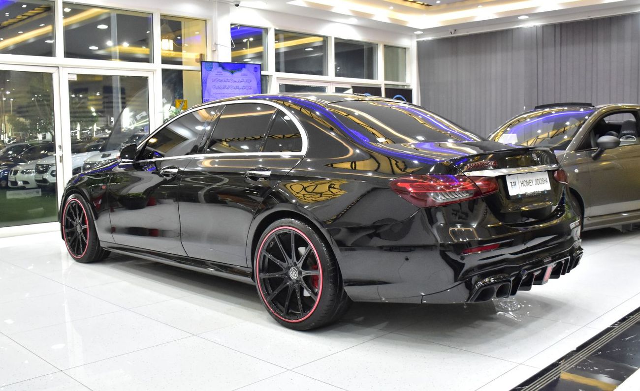 مرسيدس بنز E300 EXCELLENT DEAL for our Mercedes Benz E300 ( 2019 Model ) in Black Color American Specs
