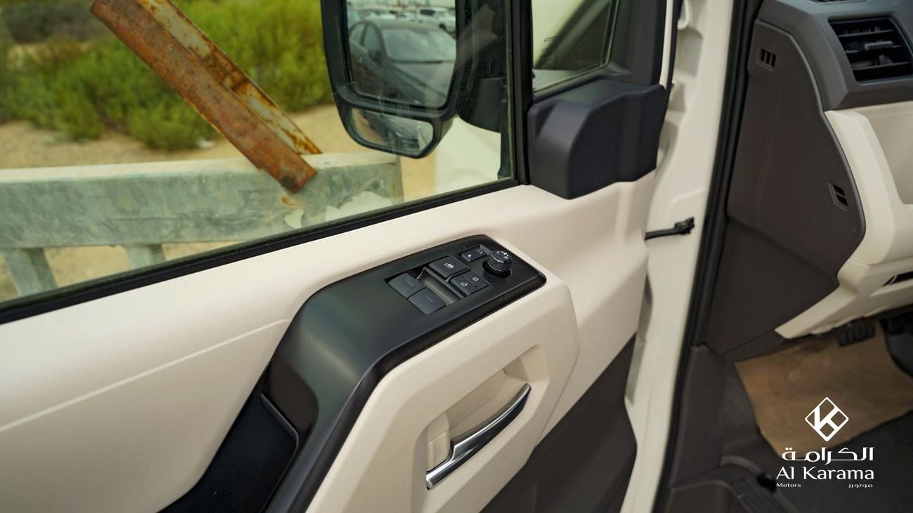 Toyota Hiace GL 2.8L Diesel | Automatic Transmission | 14 Leather Seats | Rear Camera