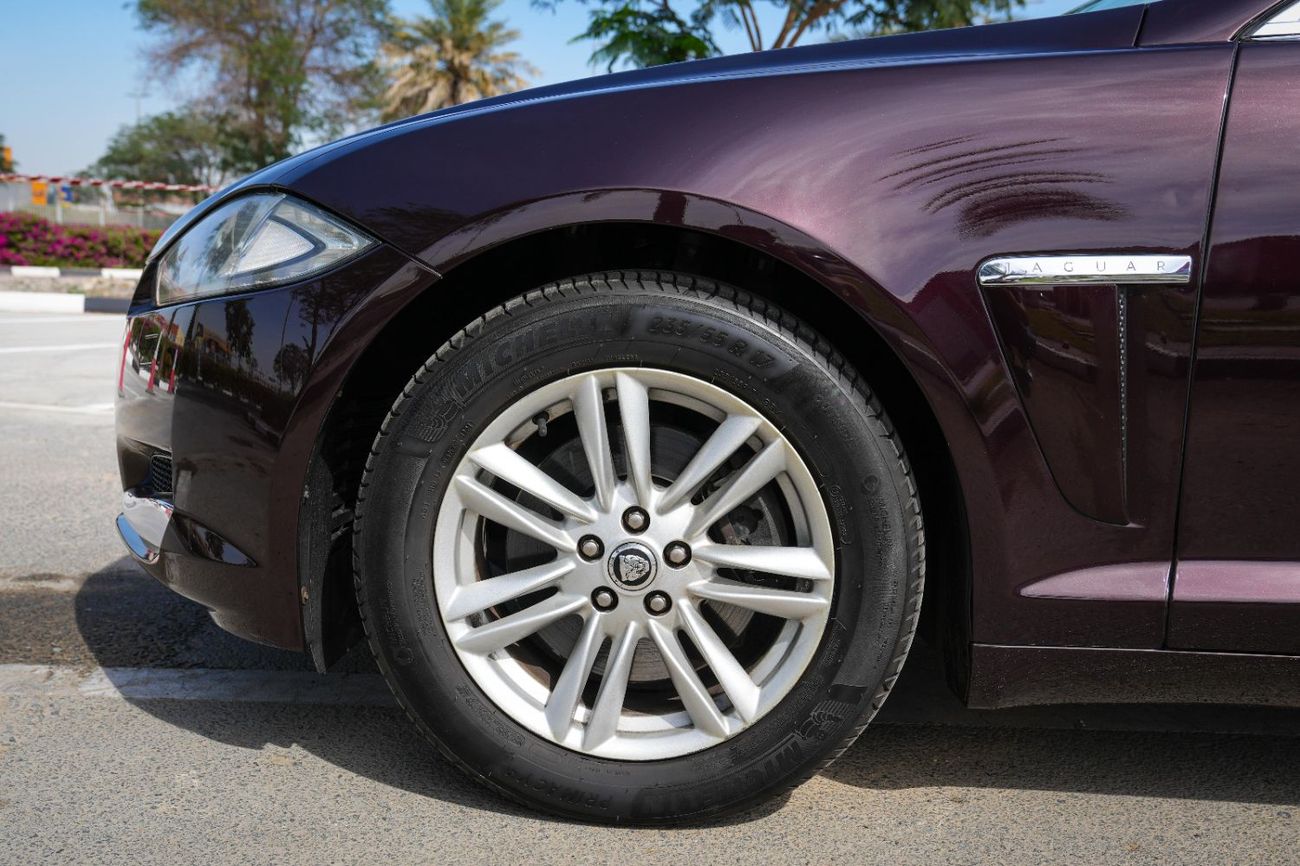 جاكوار XF 2013 LUXURY!! GCC SPECS!! FULL SERVICE HISTORY