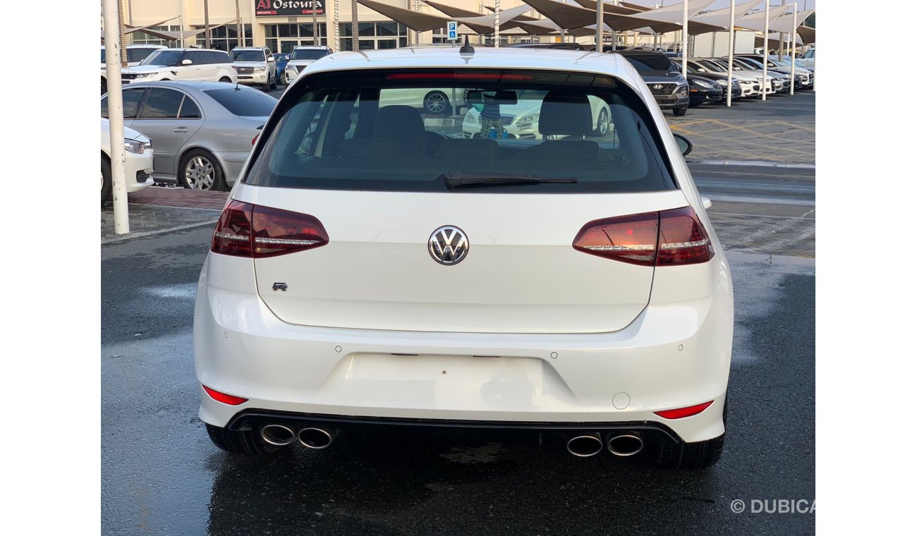 Volkswagen Golf Volkswagen Golf R_Gcc_2016_Excellent_Condition _Full option