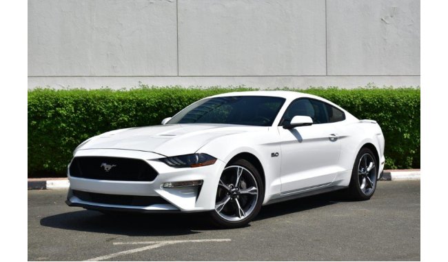 Ford Mustang Fastback GT Premium V8 5.0L AT