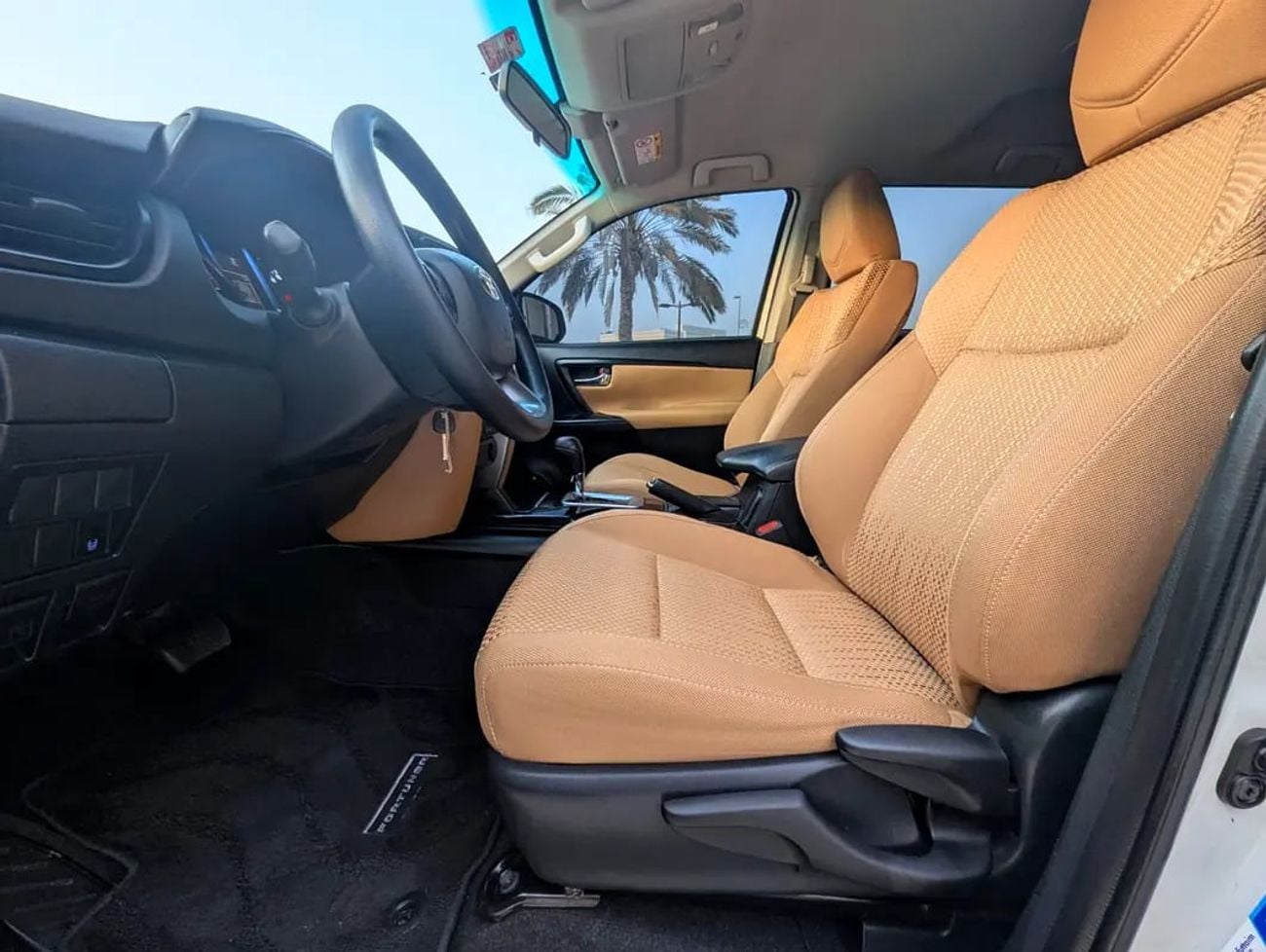 Toyota Fortuner EXR 4X4 V4 2.7L Excellent Condition