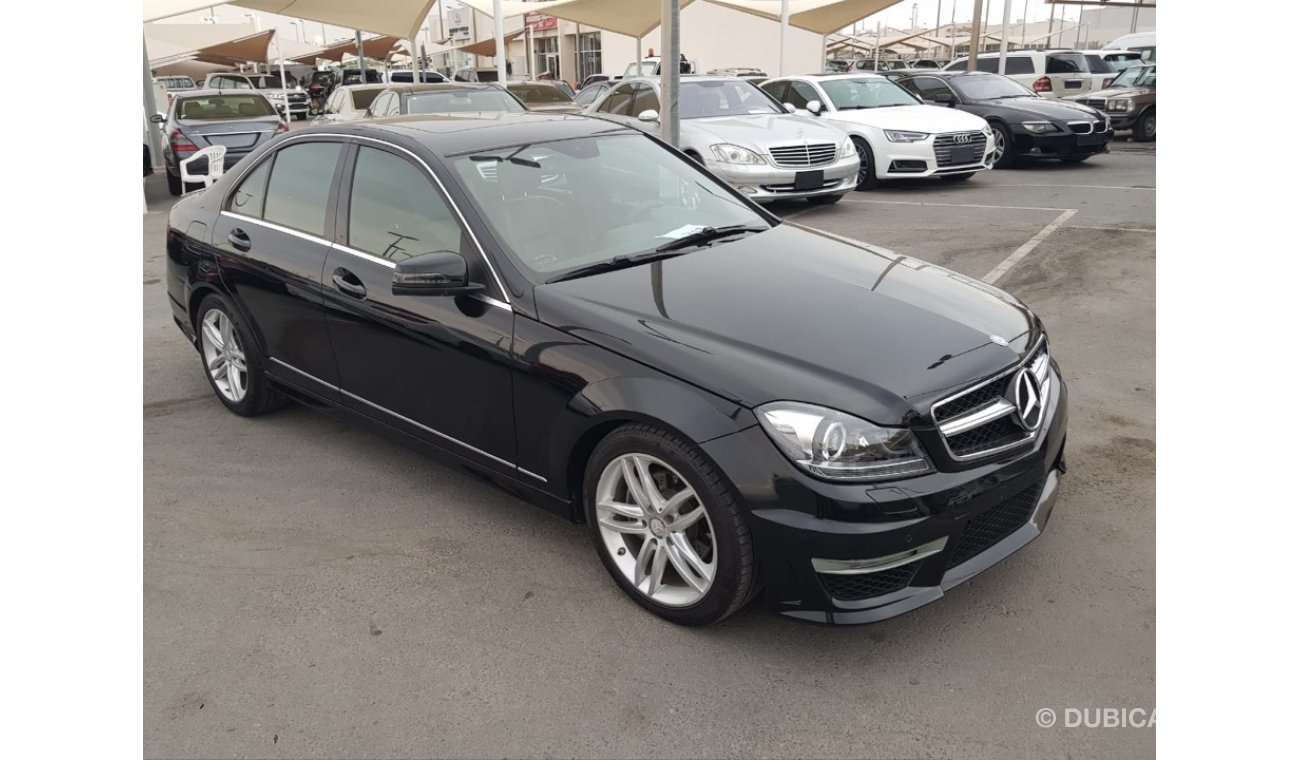 مرسيدس بنز C 250 مرسيدس C250 كت 63موديل 2013 سياره حاله الوكاله من الداخل والخارج فل اوبشن فتحه وجلد نفيجشن مثبت س