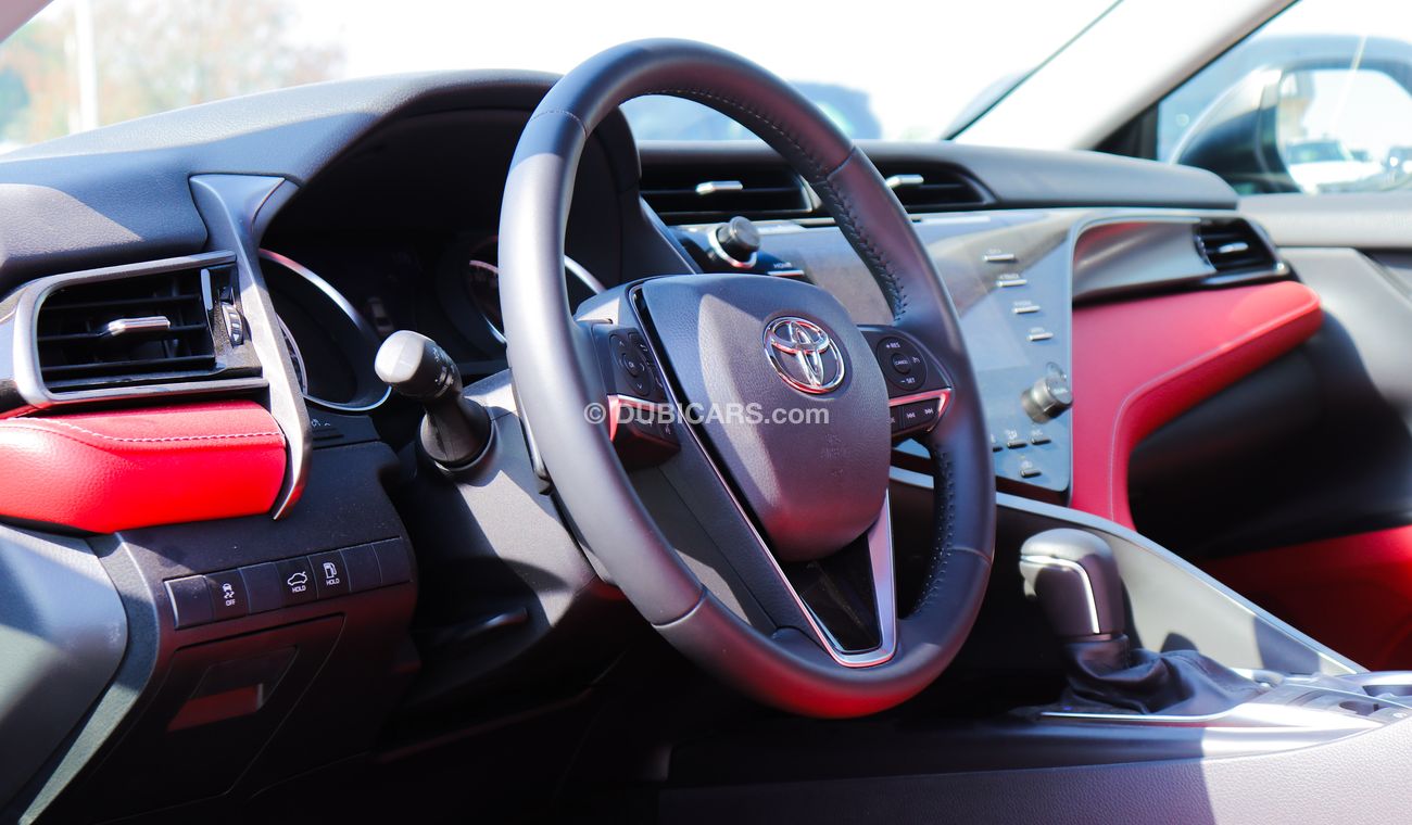 Toyota Camry SE V6