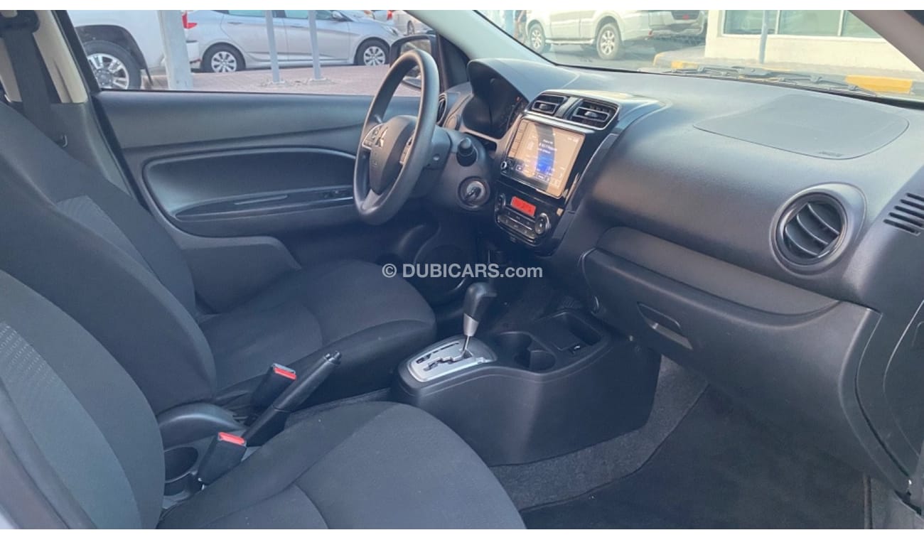 ميتسوبيشي ميراج GLX بريميوم