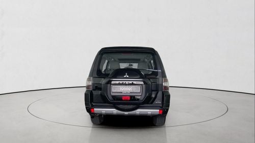 ميتسوبيشي باجيرو GLS Highline | upto AED 20,000 Ramadan Discount | شامل الضمان | 0 ﺪﻔﻋﺓ ﺃﻮﻟﻯ