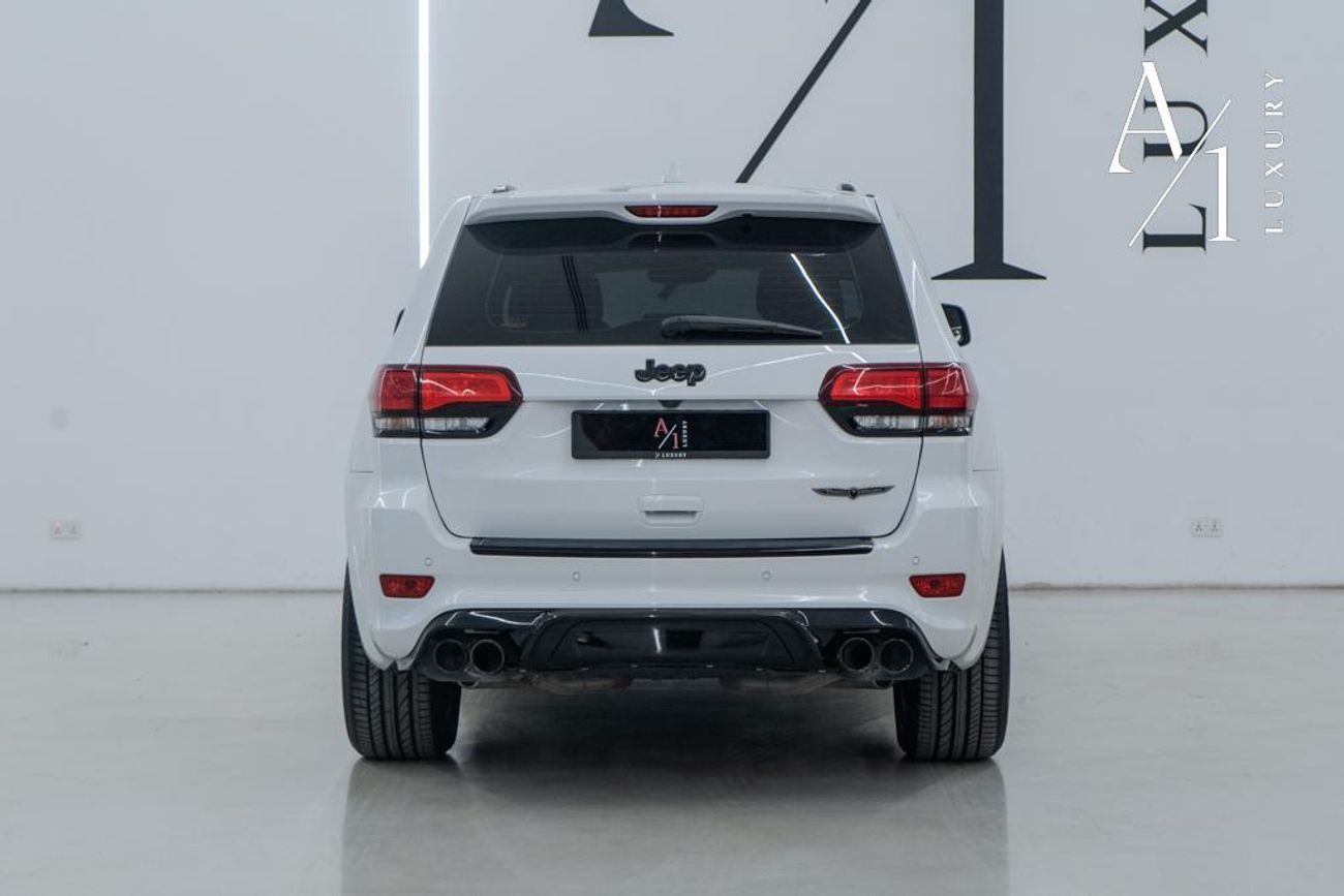 جيب جراند شيروكي Trackhawk 6.2L 2018 Jeep Grand Cherokee SC, Warranty, Full Jeep Service History, 707HP, GCC