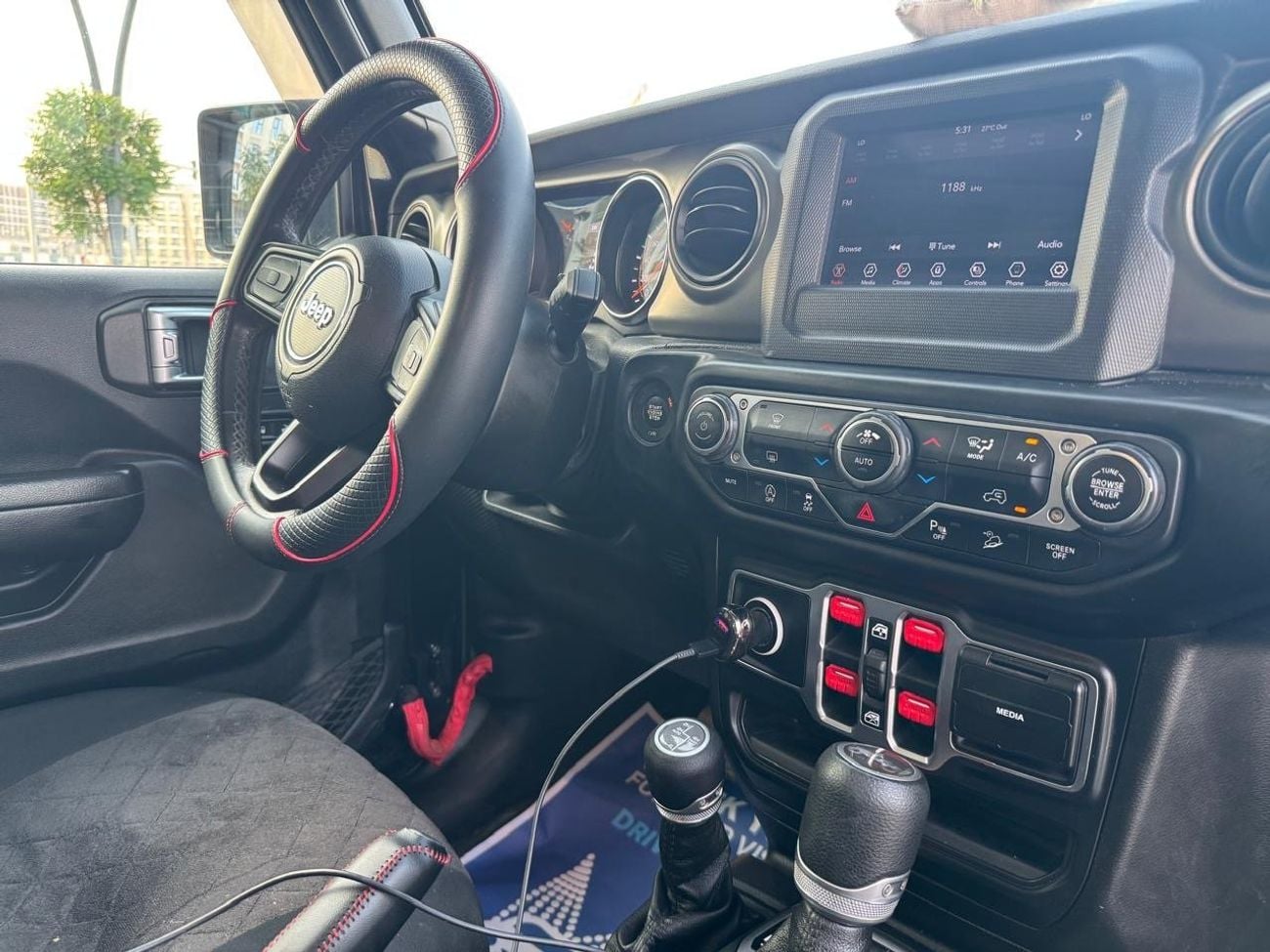 جيب رانجلر Unlimited Sport 3.6L A/T