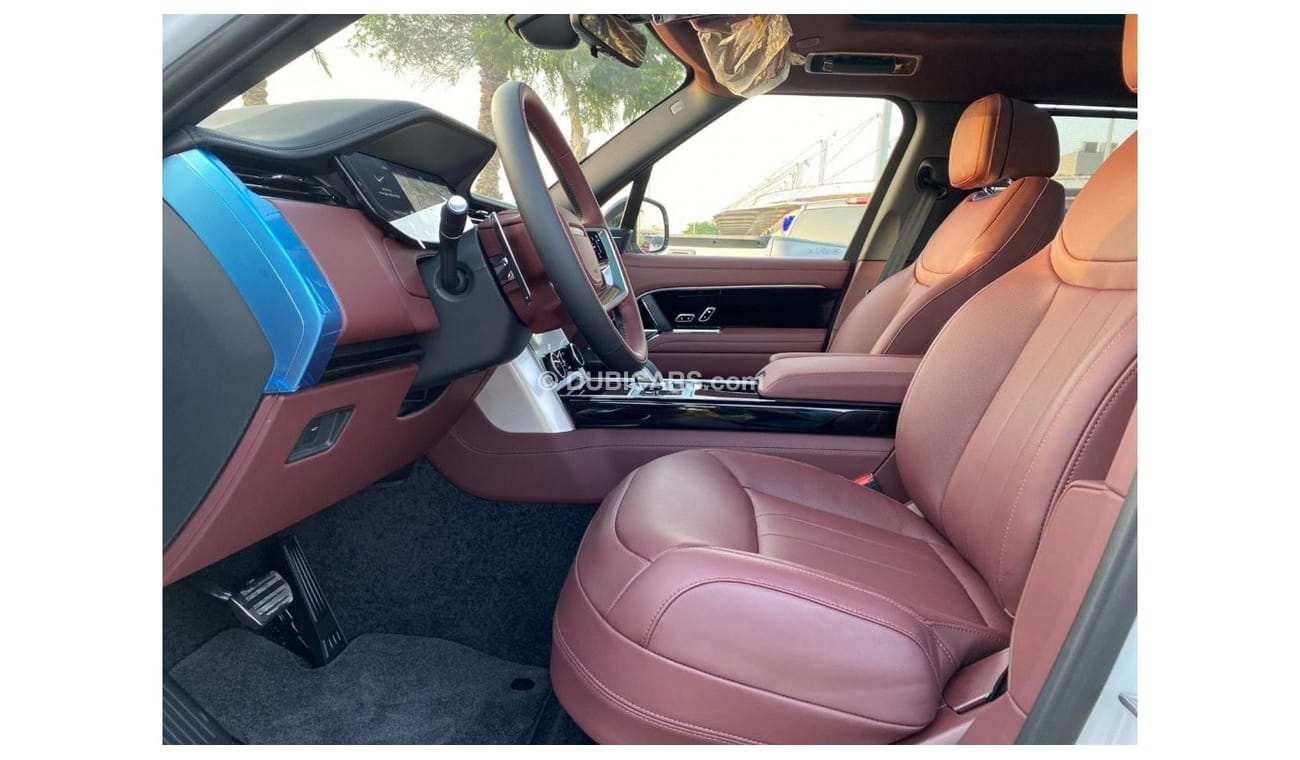 لاند روفر رينج روفر GCC SPEC UNDER WARRANTY AND SERVICE CONTRACT