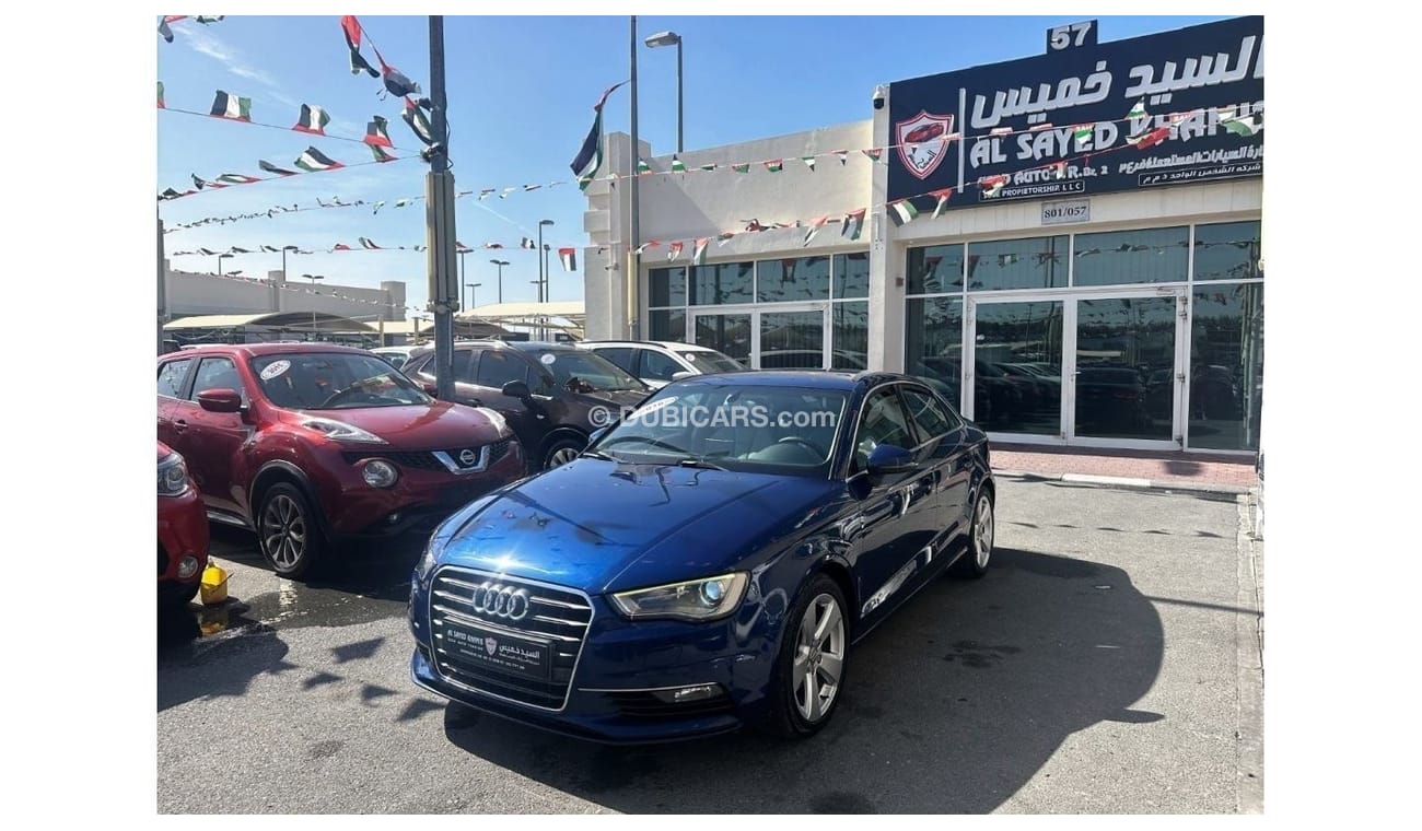 Audi A3 30 TFSI Ambition ACCIDENTS FREE - ORIGINAL PAINT - FULL OPTION - PERFECT CONDITION INSIDE OUT - ENGI