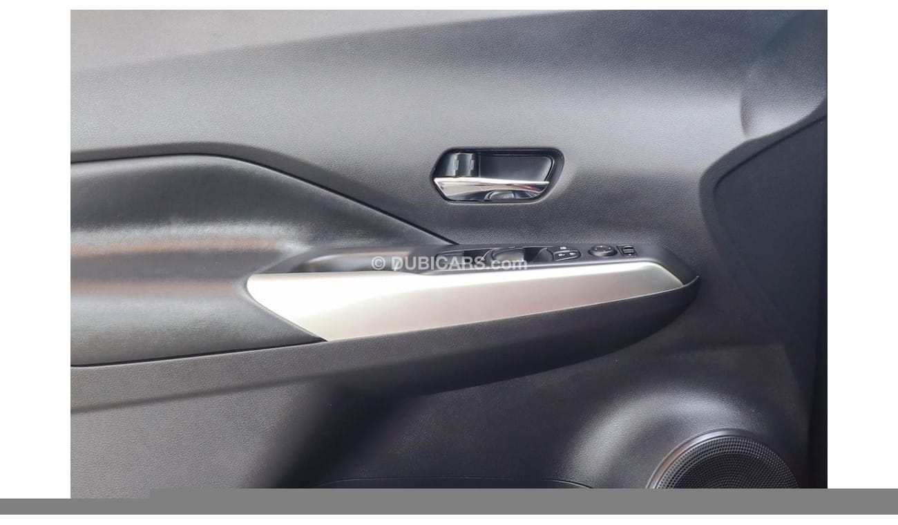 نيسان كيكس SL