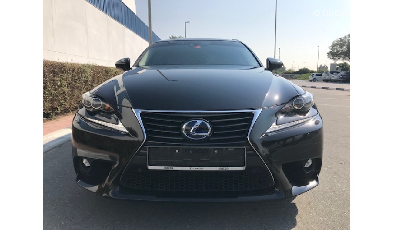 لكزس IS 300 HYBRID / EURO