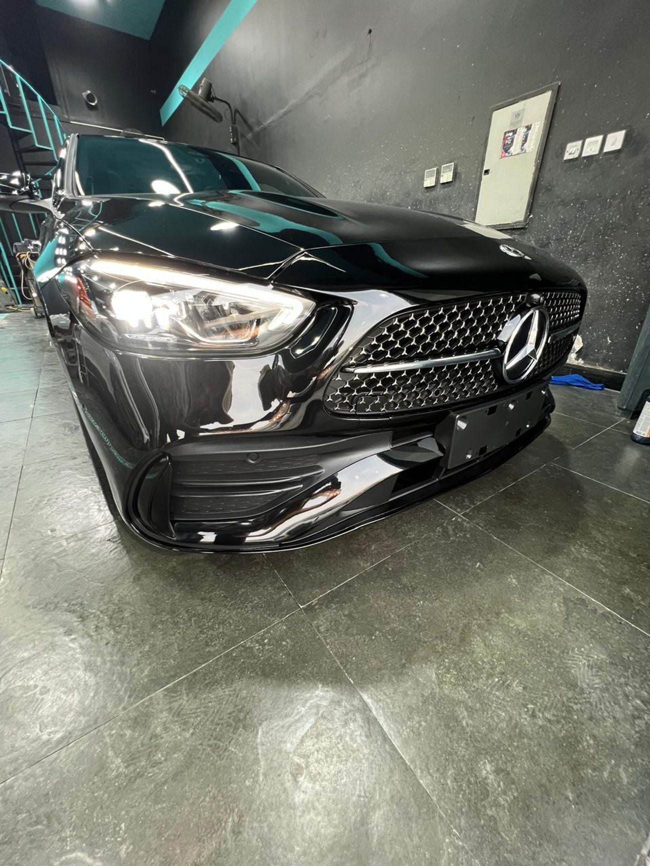 Mercedes-Benz 300 C300 2024 FULL OPTION ECXELLENT CONDITION