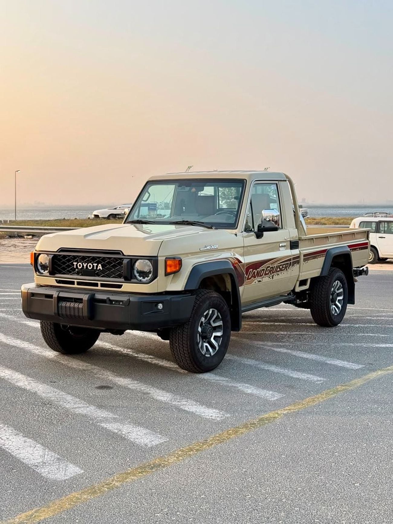 Toyota Land Cruiser Pick Up Toyota LC79 LX Single Cabin - A/T - Omani Full Option 2026 (Export)