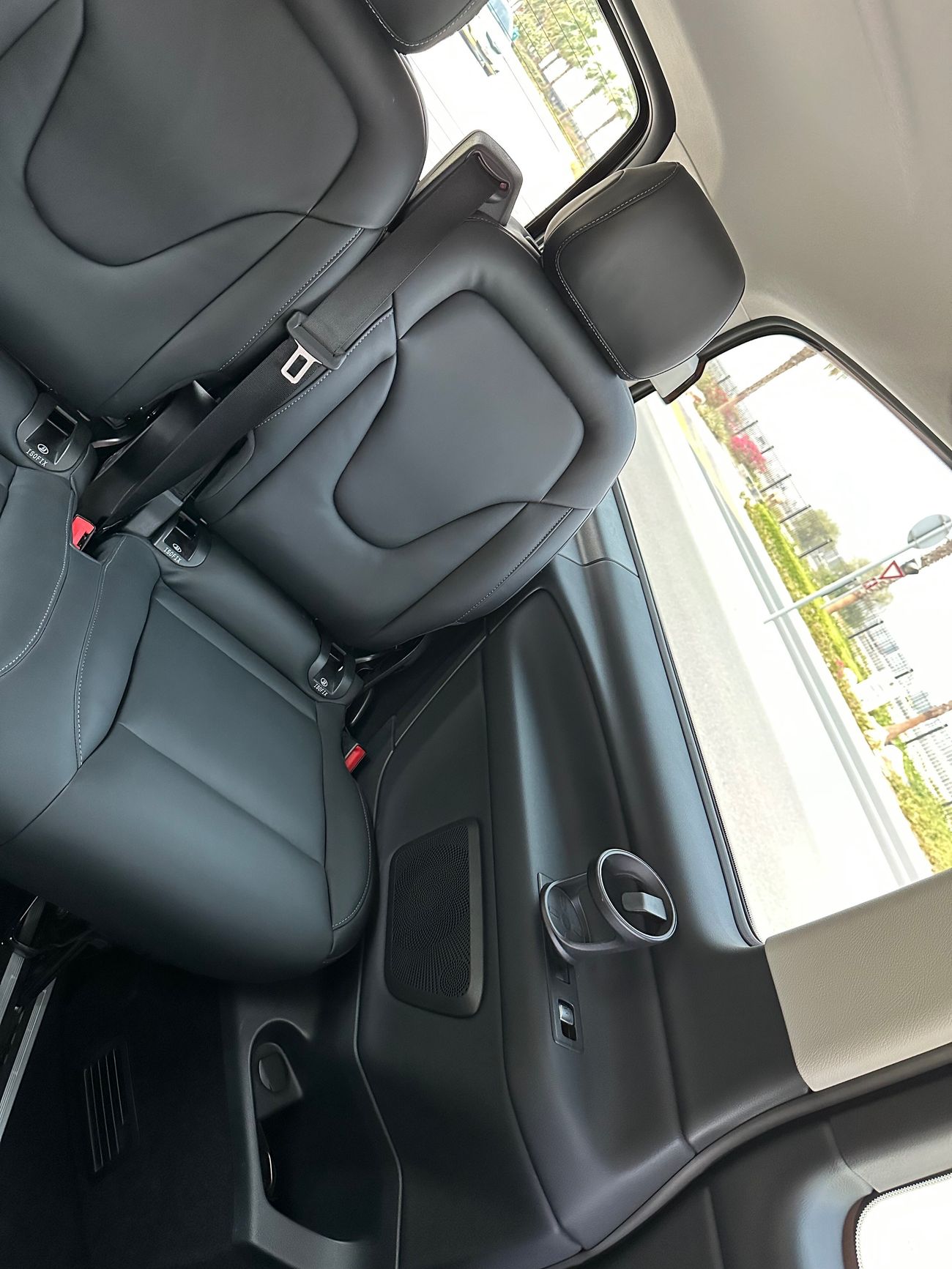 مرسيدس بنز V 250 Std 2.1L