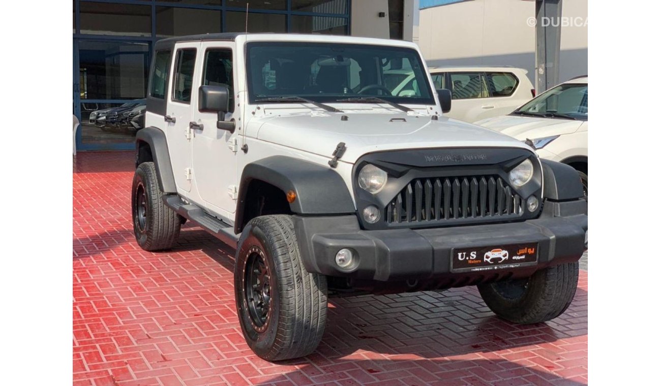 جيب رانجلر GCC UNLIMITED LIFTED 4 DOOR 2016 LOW MILEAGE SINGLE OWNER IN MINT CONDITION