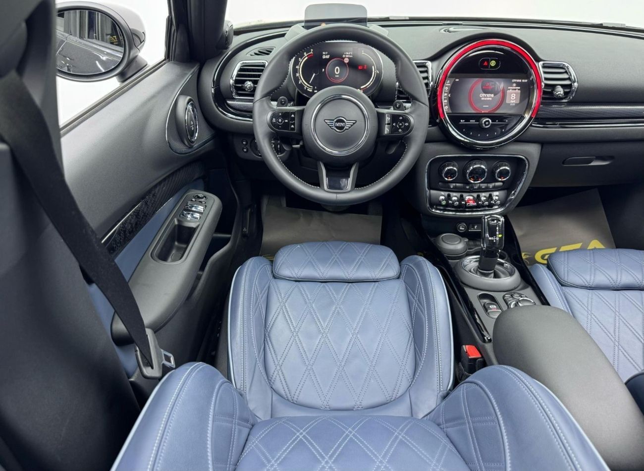 Mini Clubman S 2.0L 2022 Mini Clubman S, 2026 Mini Warranty, 2027 Mini Service Pack, Excellent Condition, GCC