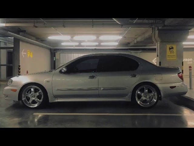 Infiniti i30 exterior - Side Profile