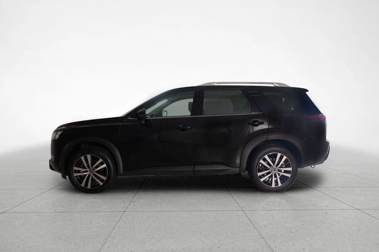 Nissan Pathfinder SV 3.5