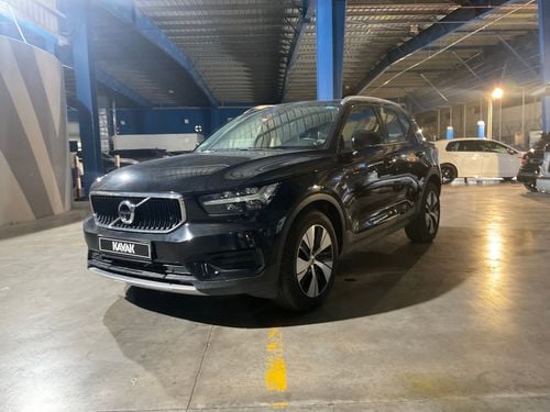 فولفو XC 40 T4 Momentum | شامل الضمان | 0 ﺪﻔﻋﺓ ﺃﻮﻟﻯ