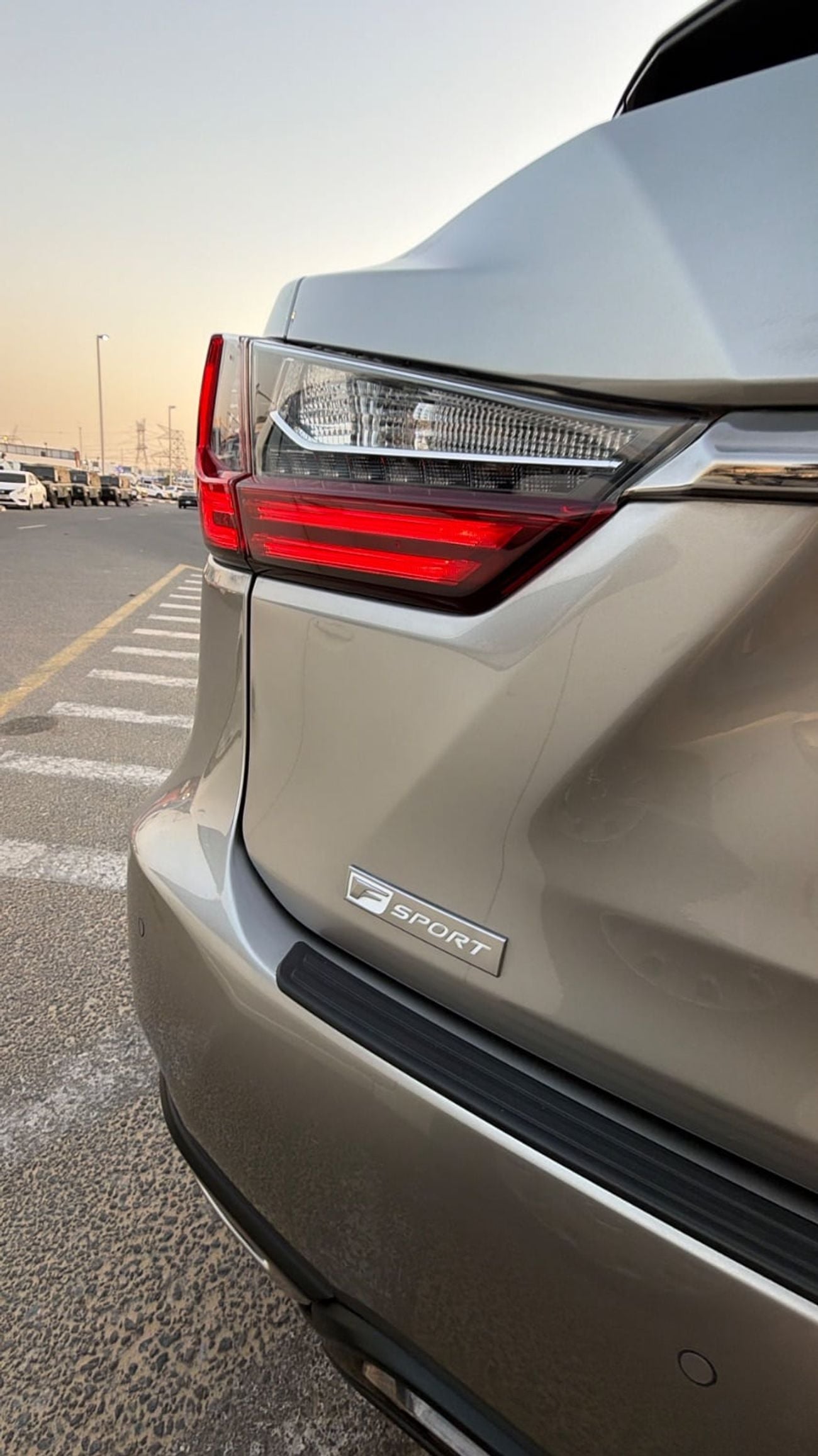 لكزس RX 350 F-SPORT لكزس RX350 F-SPORT موديل 2021، مزودة بكاميرا 360 درجة، كاملة المواصفات، مستوردة من الولايات المتحدة 