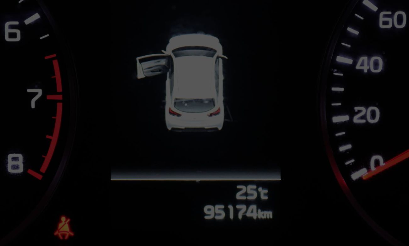 Kia Rio LX 1.4L Hatchback Kia Rio - 2023 - GCC - Accident-Free - Full Options - 1.4L Engine - Excellent Cond