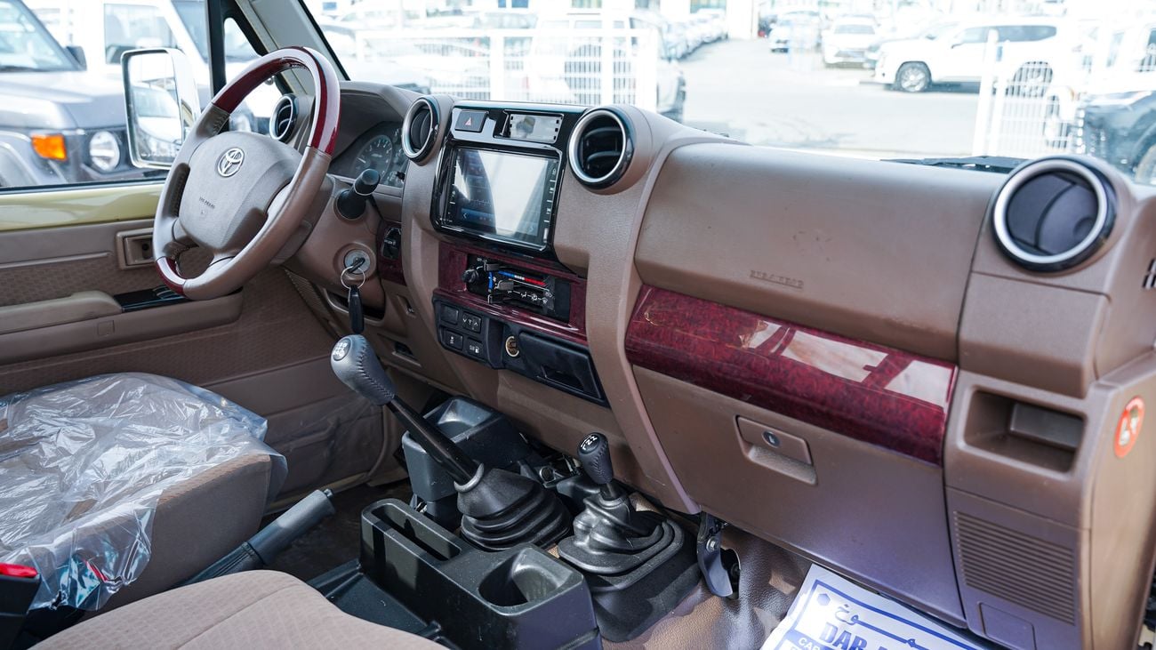 Toyota Land Cruiser Pick Up