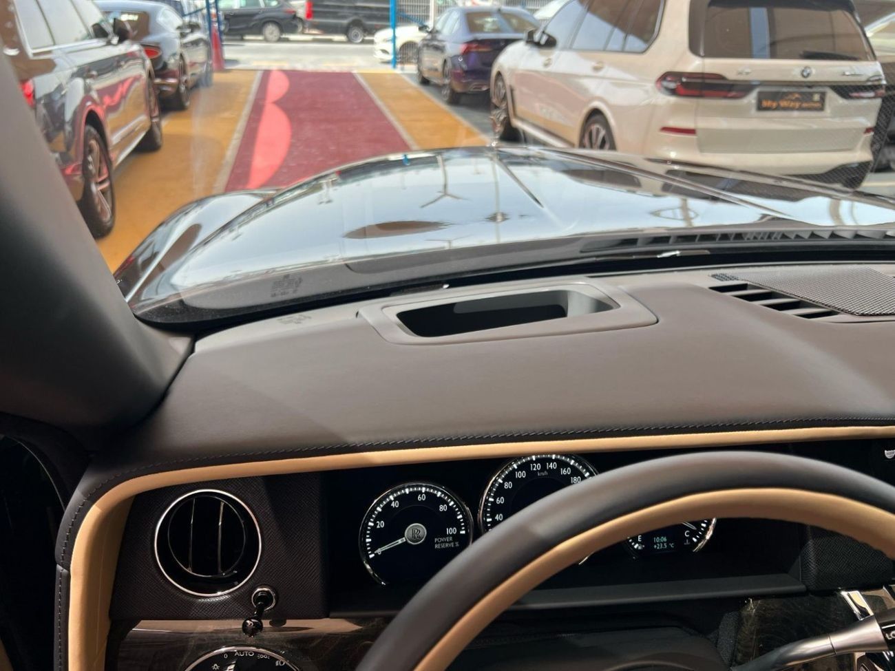 Rolls-Royce Cullinan ROLLS-ROYCE CULLINAN BLACK BADGE