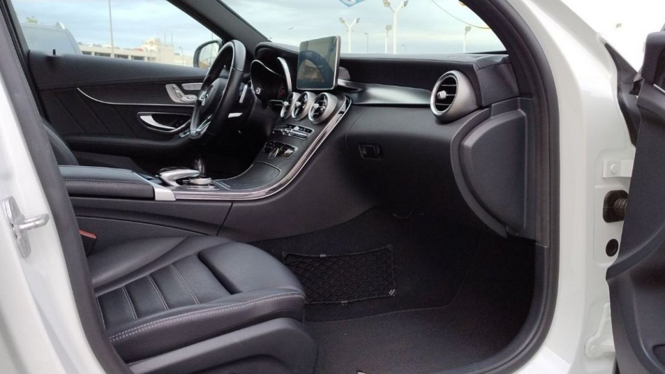 Mercedes-Benz C 200 AMG Pack