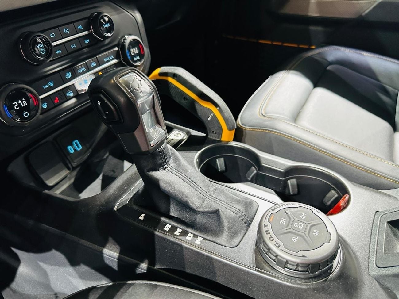 Ford Bronco Badlands 2.7L