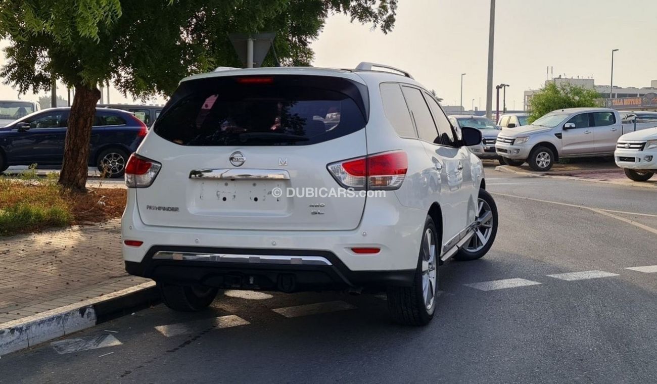 Nissan Pathfinder SL 4WD 3.5L V6 Partial Service History GCC