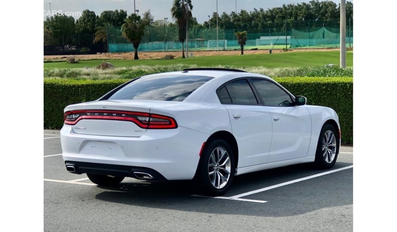 Dodge Charger SE Top charger ،2016 GCC V6 ،Full Options, sunroof, Low mileage