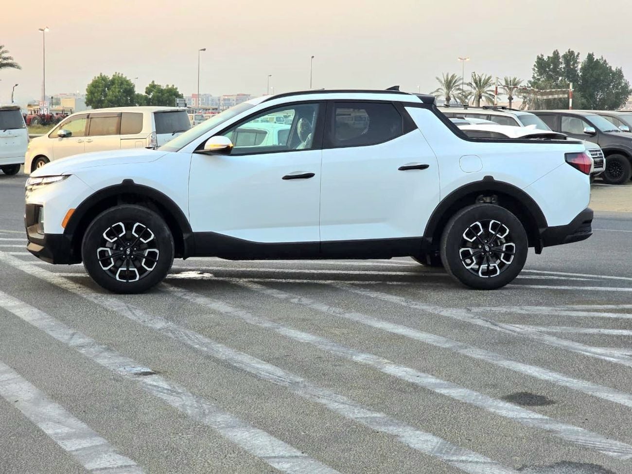 Hyundai Santa Cruz Full option Perfect inside and out