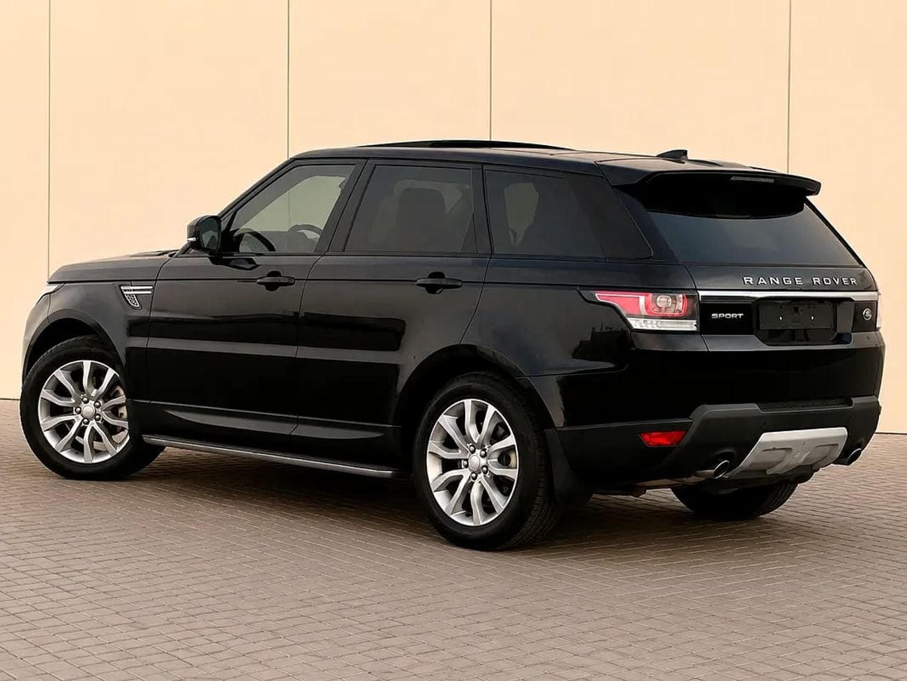 لاند روفر رينج روفر سبورت HSE Pristine HSE | GCC Specs | Low Mileage