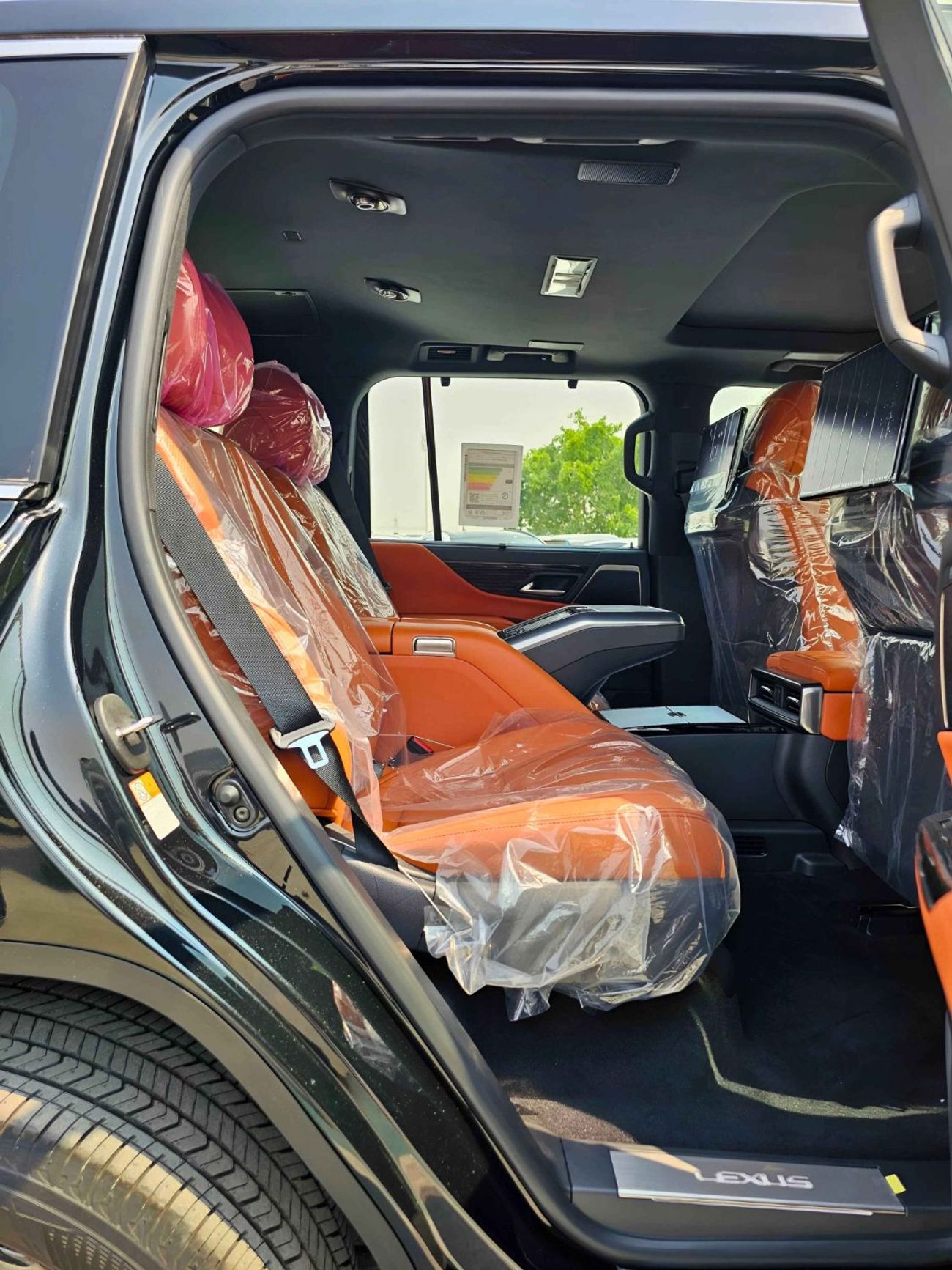 Lexus LX 700h HYBRID URBAN |3.5L PETROL | RADAR | HEADUP DISPLAY | 360* CAMERA | PWR WITH LEATHER SEATS | SUNROOF