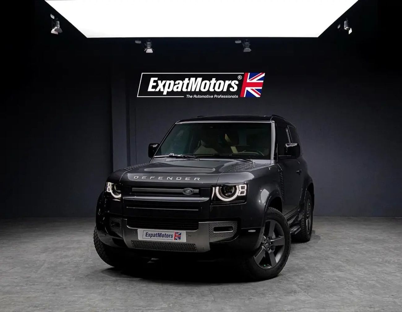 Land Rover Defender P400 90 X-Dynamic HSE 3.0L (5 Seater)