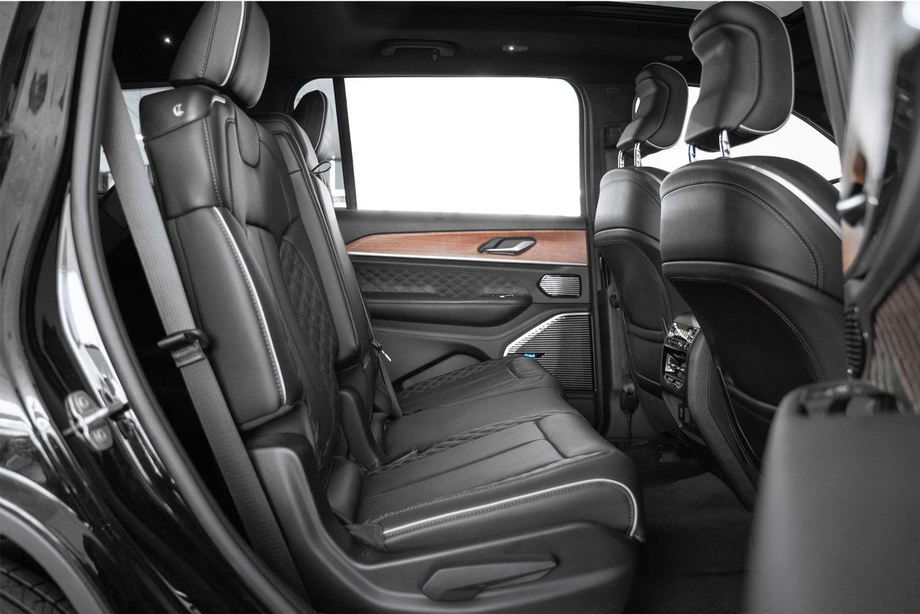 Jeep Grand Cherokee Summit 3.6L Summit 5.7L