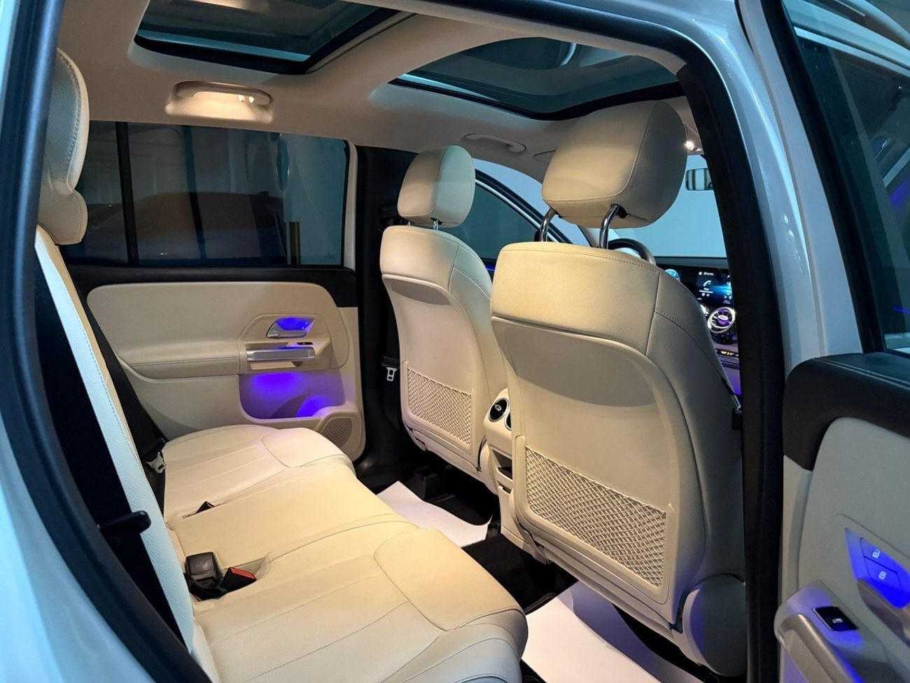 Mercedes Benz GLB250 4MATIC Premium 2.0L (5 Seater)