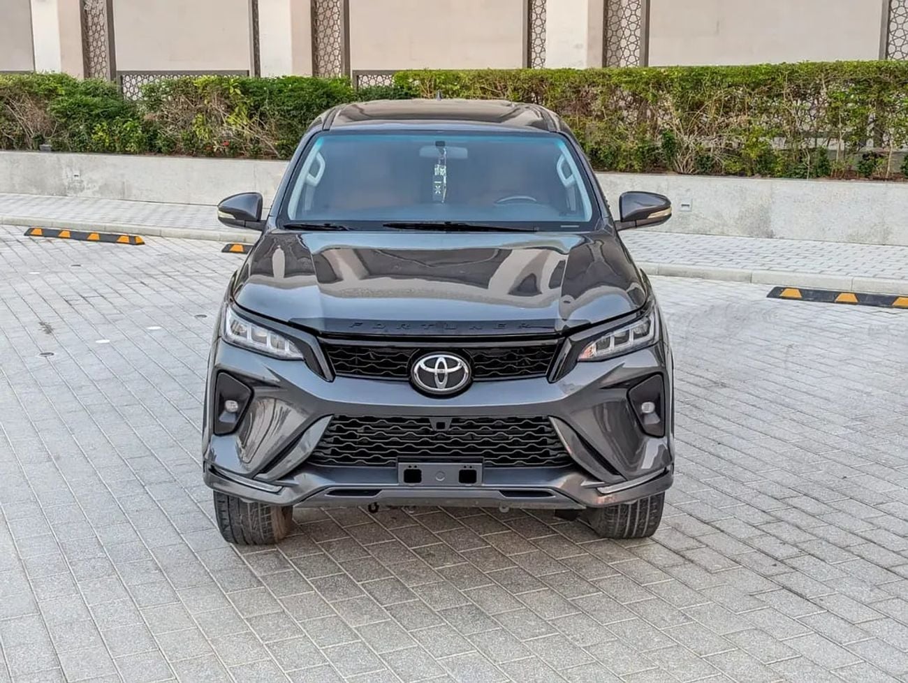Toyota Fortuner EXR FACELIFTED V4 2.7L GCC IN EXCELLENT CONDITION