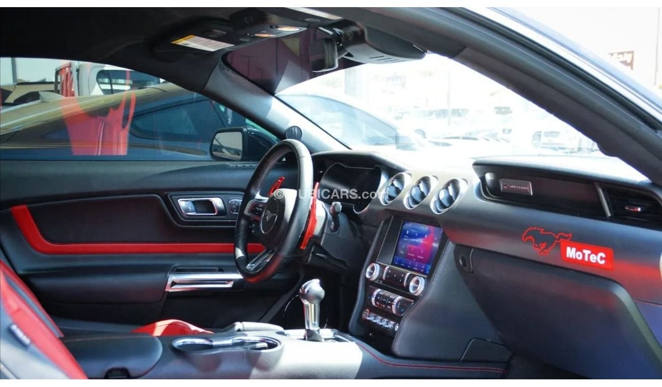 Ford Mustang $*DIGITAL CLUSTER*$ Premium FullOption GT V8 2021/Active Exhaust/Very Low Miles/Excellent Condition