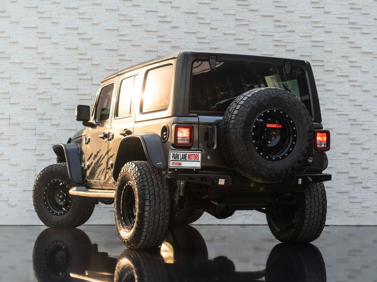 Jeep Wrangler Unlimited Sport 3.6L A/T