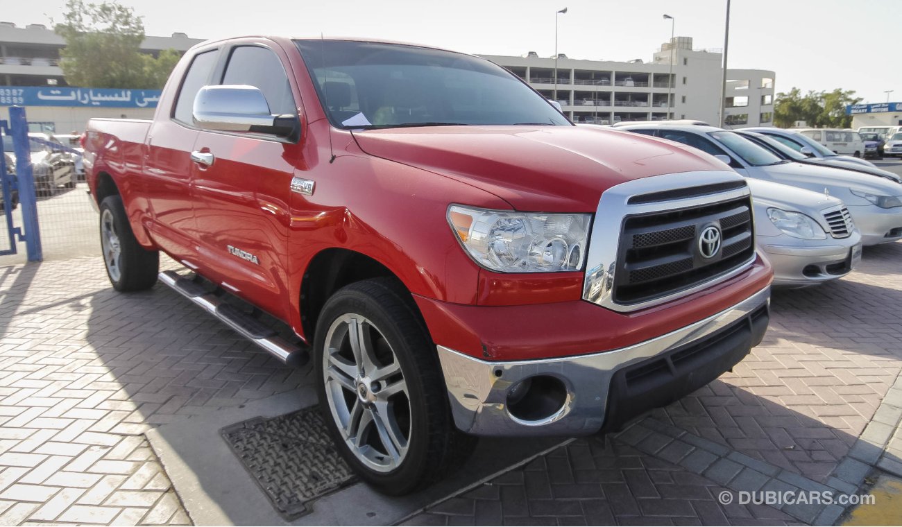 Toyota Tundra 5.7 L