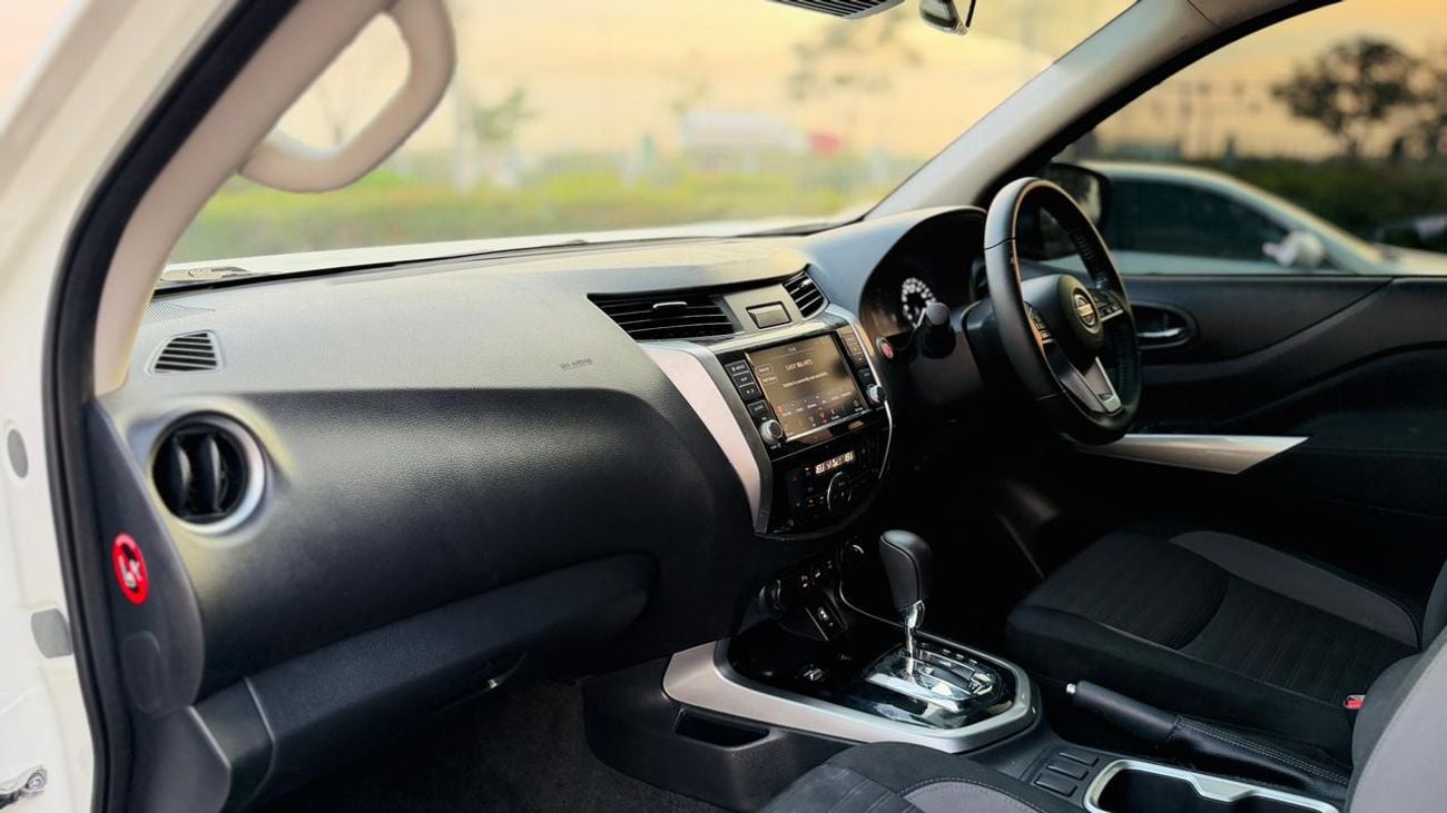 نيسان نافارا -