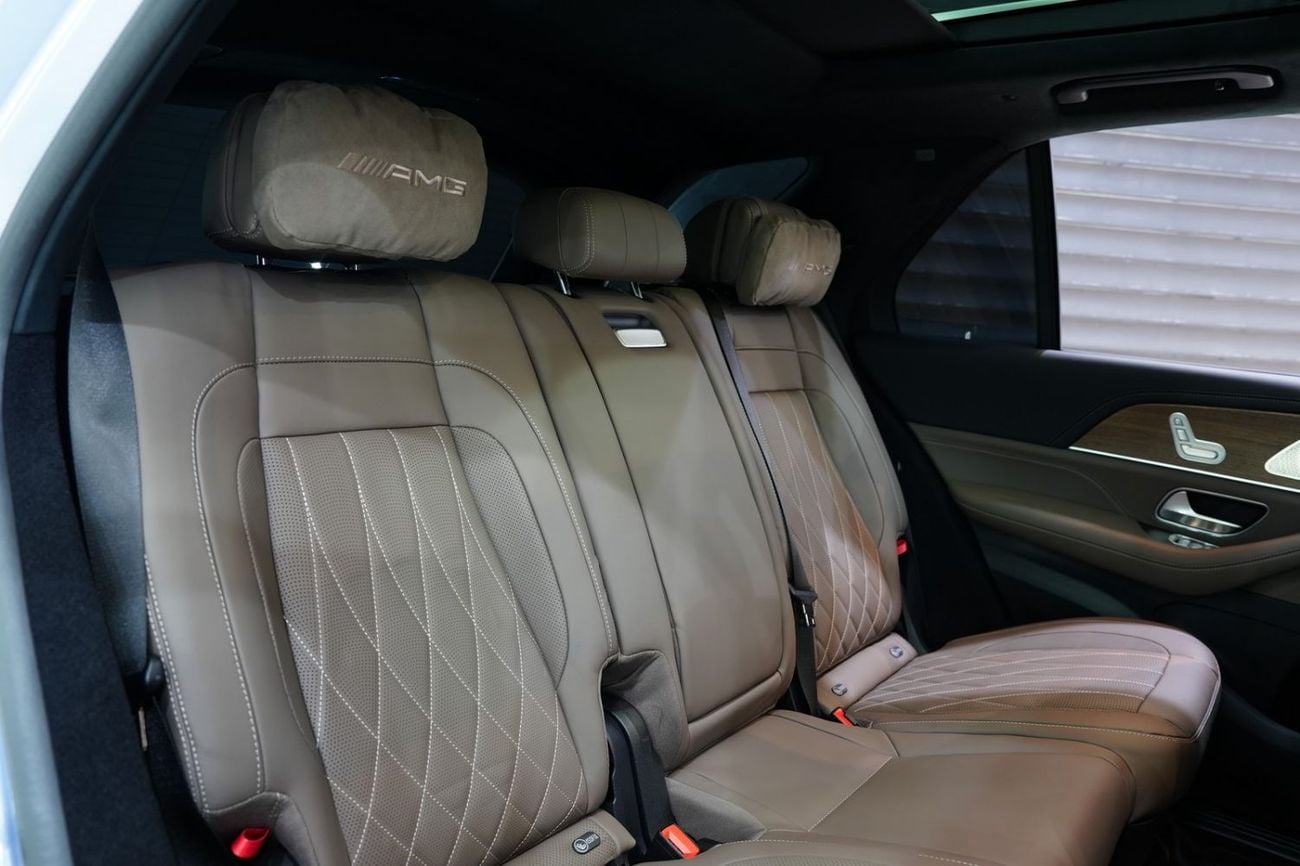 مرسيدس بنز GLE 53 AMG 2026 Mercedes-AMG GLE 53 4Matic+, Manufaktur Interior Package, Panoramic Roof, Gargash Warr + Serv!!